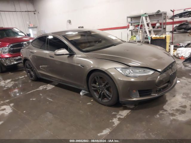 Photo 0 VIN: 5YJSA1S28FF082659 - TESLA MODEL S 