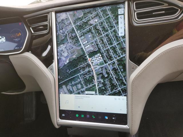 Photo 8 VIN: 5YJSA1S28FF082788 - TESLA MODEL S 70 