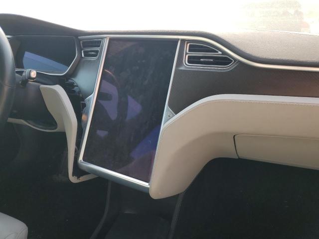 Photo 8 VIN: 5YJSA1S29FF089183 - TESLA MODEL S 70 