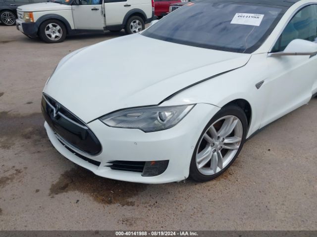 Photo 5 VIN: 5YJSA1S2XFF088737 - TESLA MODEL S 