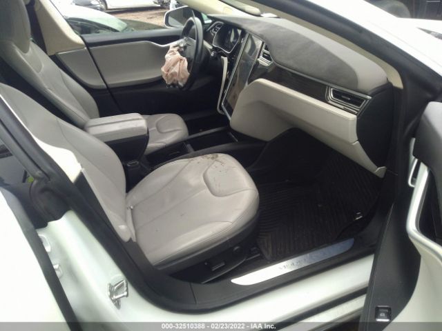 Photo 4 VIN: 5YJSA1V2XFF097871 - TESLA MODEL S 