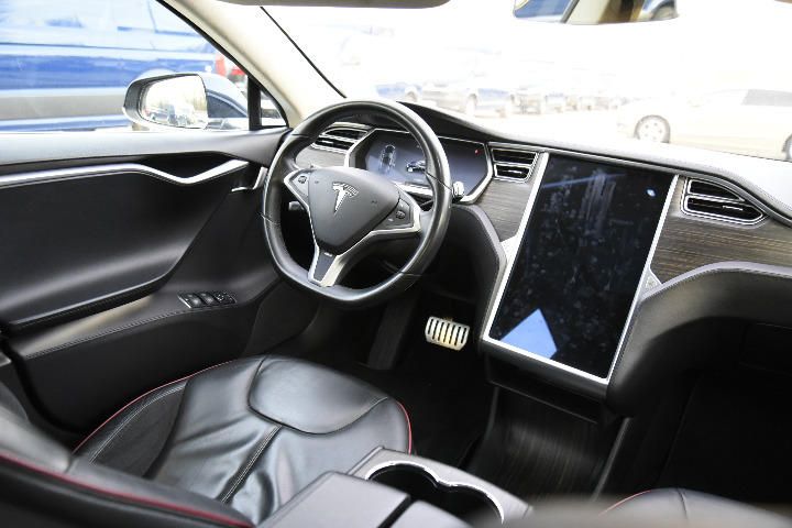 Photo 10 VIN: 5YJSA2DP8DFP16791 - TESLA MODEL S HATCHBACK 