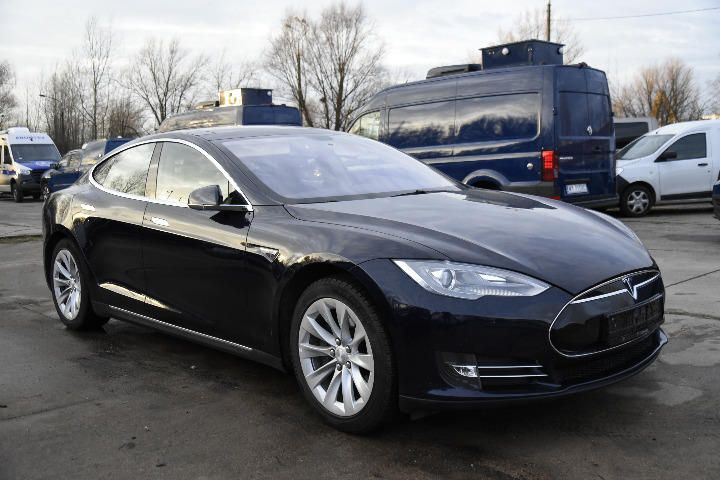 Photo 2 VIN: 5YJSA2DP8DFP16791 - TESLA MODEL S HATCHBACK 