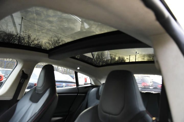 Photo 7 VIN: 5YJSA2DP8DFP16791 - TESLA MODEL S HATCHBACK 