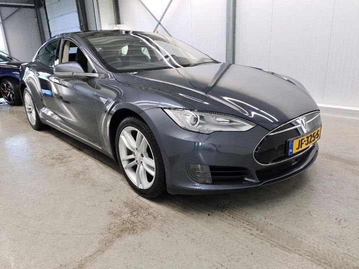 Photo 2 VIN: 5YJSA7E10GF116021 - TESLA S 