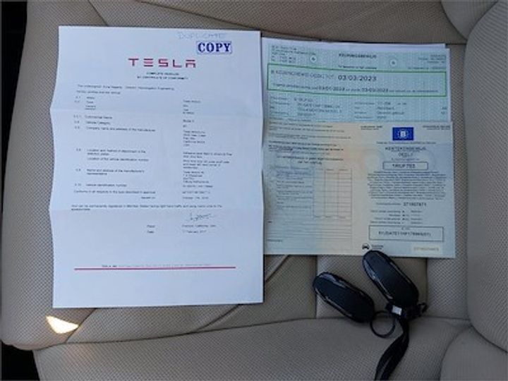 Photo 12 VIN: 5YJSA7E11HF178965 - TESLA MODEL S - 2016 