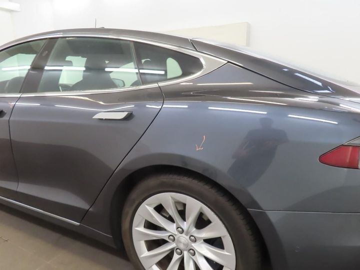 Photo 22 VIN: 5YJSA7E11HF226139 - TESLA MODEL S 