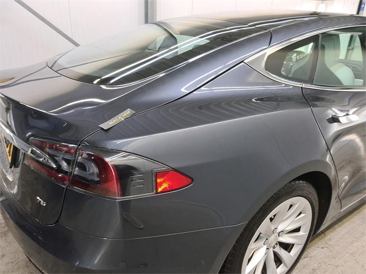 Photo 30 VIN: 5YJSA7E14HF207813 - TESLA S 