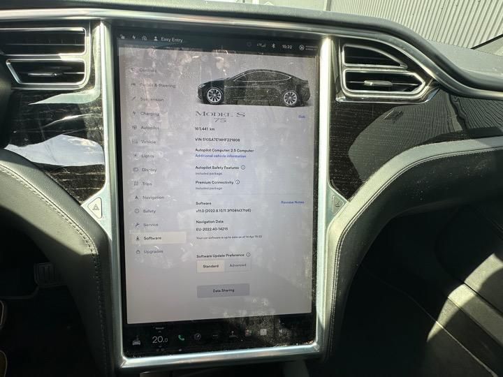 Photo 13 VIN: 5YJSA7E14HF221808 - TESLA MODEL S HATCHBACK 