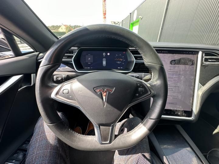 Photo 16 VIN: 5YJSA7E14HF221808 - TESLA MODEL S HATCHBACK 