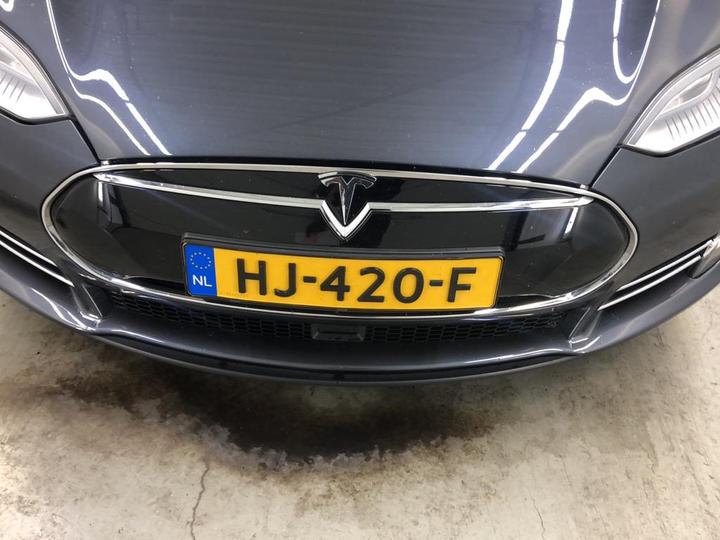 Photo 11 VIN: 5YJSA7E15FF101576 - TESLA S 