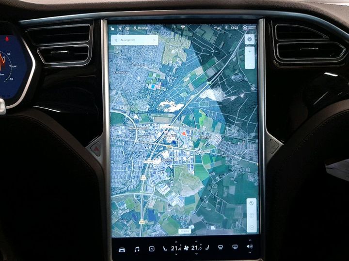 Photo 17 VIN: 5YJSA7E15FF107068 - TESLA S 