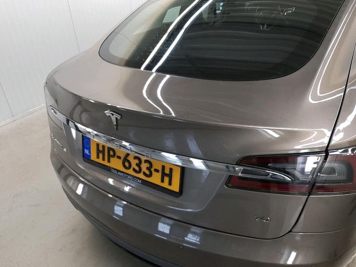 Photo 22 VIN: 5YJSA7E15FF107068 - TESLA S 