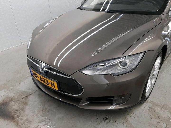 Photo 39 VIN: 5YJSA7E15FF107068 - TESLA S 