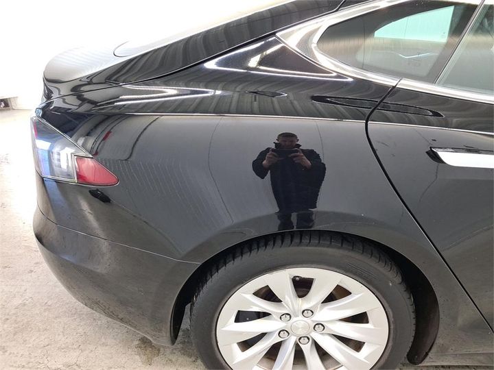 Photo 27 VIN: 5YJSA7E15HF180072 - TESLA S 