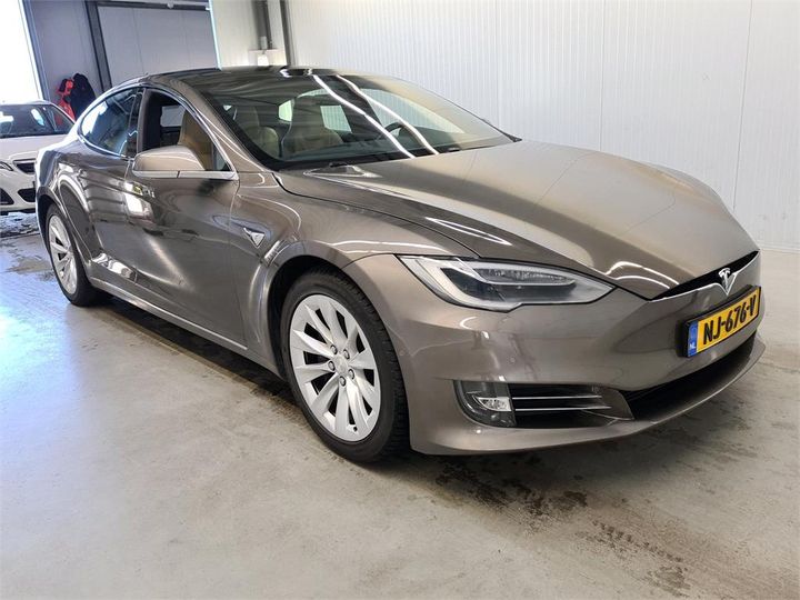 Photo 2 VIN: 5YJSA7E16HF176533 - TESLA S 