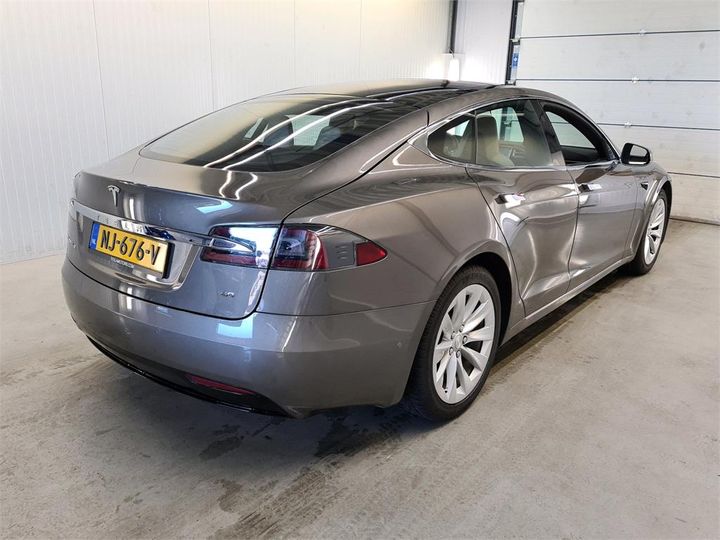 Photo 4 VIN: 5YJSA7E16HF176533 - TESLA S 