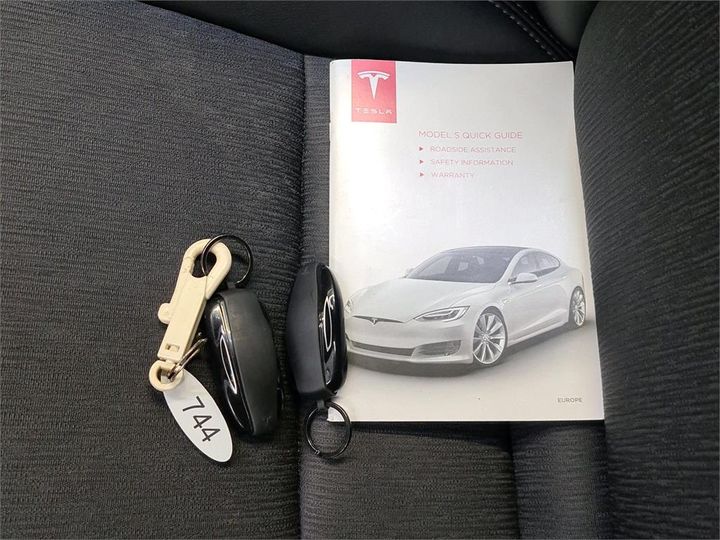 Photo 8 VIN: 5YJSA7E17HF207398 - TESLA S 