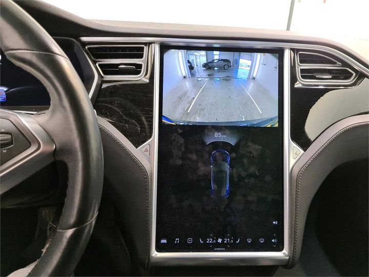 Photo 16 VIN: 5YJSA7E17HF214139 - TESLA S 