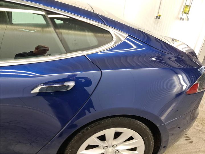 Photo 27 VIN: 5YJSA7E18HF220807 - TESLA S 