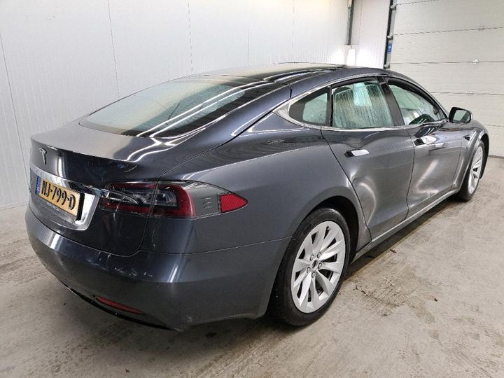 Photo 4 VIN: 5YJSA7E19HF172881 - TESLA S 