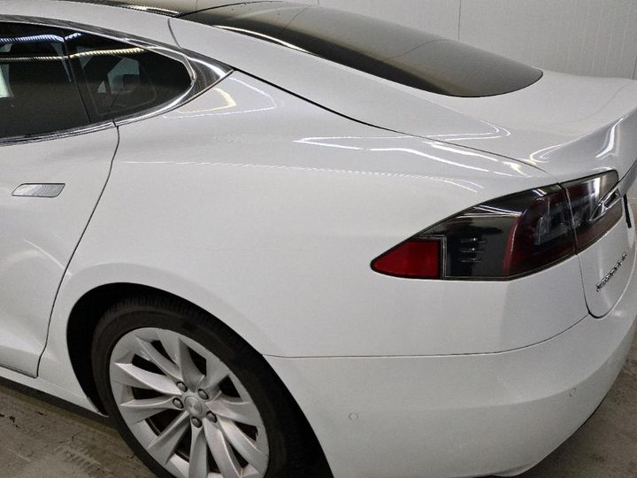 Photo 25 VIN: 5YJSA7E1XHF174073 - TESLA S 