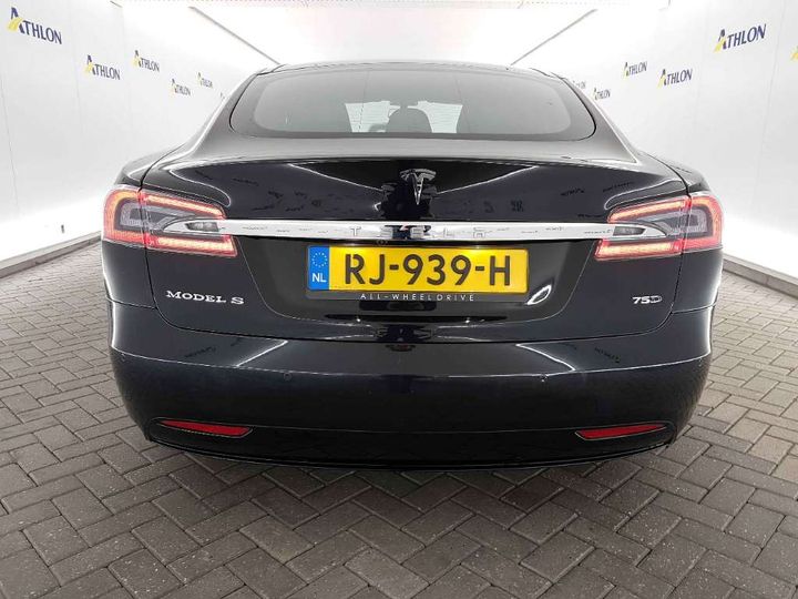 Photo 12 VIN: 5YJSA7E20HF208322 - TESLA MODEL S 