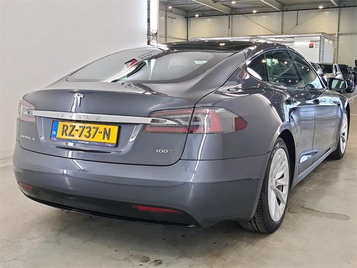 Photo 0 VIN: 5YJSA7E20JF237745 - TESLA MODEL S 