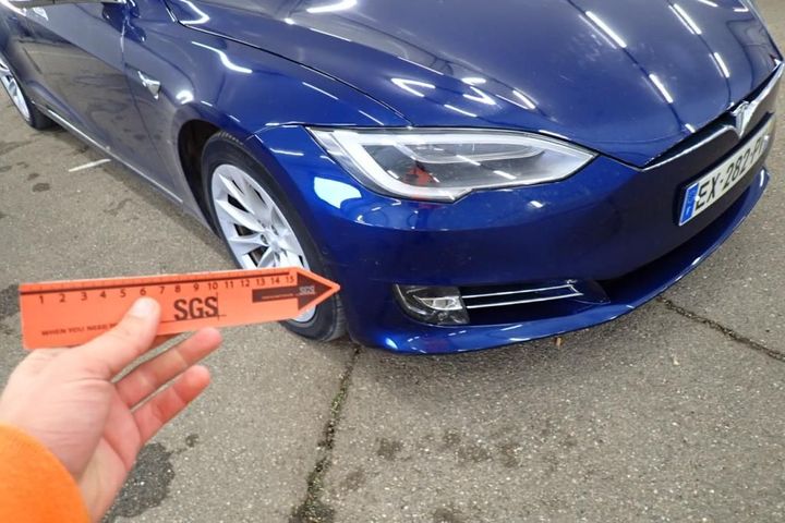 Photo 20 VIN: 5YJSA7E20JF250723 - TESLA MODEL S 