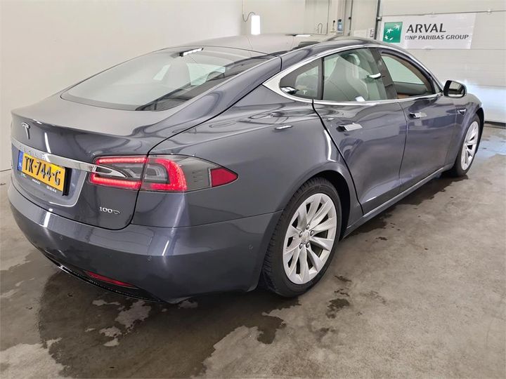 Photo 2 VIN: 5YJSA7E20JF260040 - TESLA MODEL 