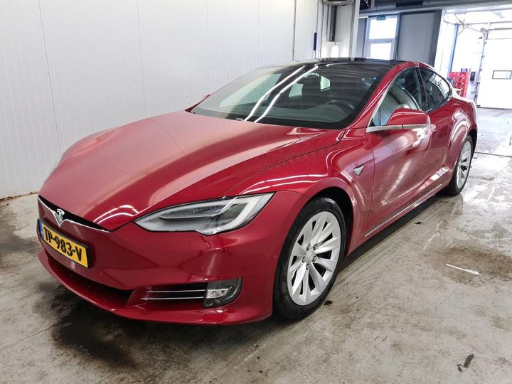 Photo 0 VIN: 5YJSA7E20JF263746 - TESLA S 