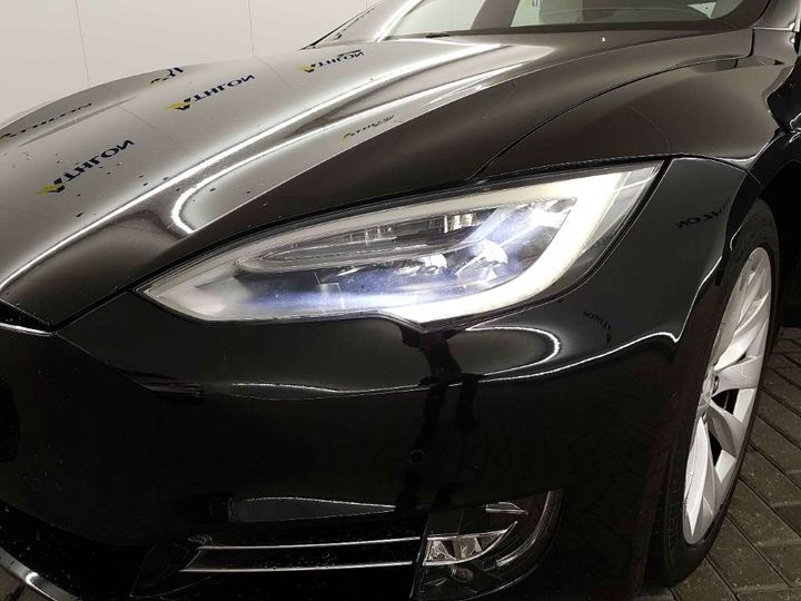 Photo 12 VIN: 5YJSA7E20JF273774 - TESLA MODEL S 