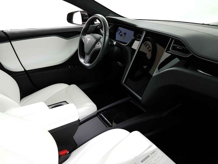 Photo 5 VIN: 5YJSA7E20JF273774 - TESLA MODEL S 