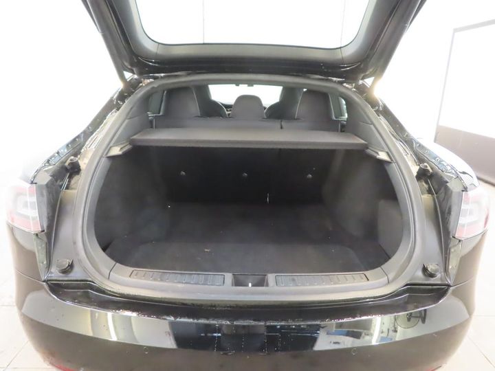 Photo 6 VIN: 5YJSA7E20JF288341 - TESLA MODEL S 