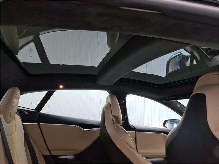 Photo 18 VIN: 5YJSA7E21HF179994 - TESLA S 