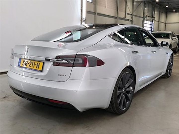 Photo 3 VIN: 5YJSA7E21JF237740 - TESLA S 