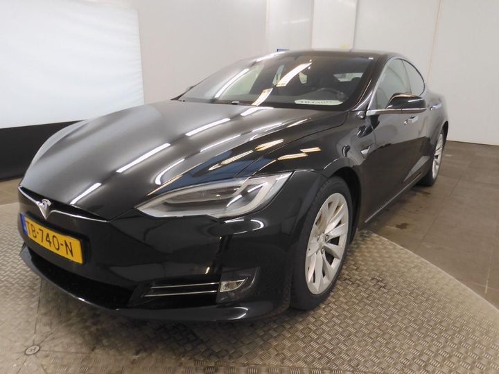 Photo 0 VIN: 5YJSA7E21JF250813 - TESLA MODEL S 