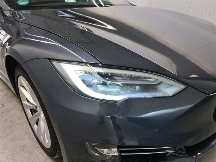 Photo 16 VIN: 5YJSA7E21JF264324 - TESLA S 