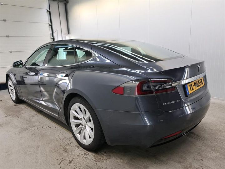 Photo 3 VIN: 5YJSA7E21JF264324 - TESLA S 