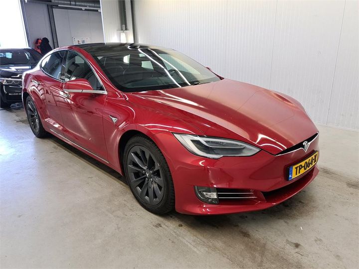 Photo 2 VIN: 5YJSA7E21JF271600 - TESLA S 