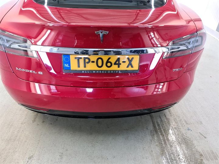 Photo 27 VIN: 5YJSA7E21JF271600 - TESLA S 