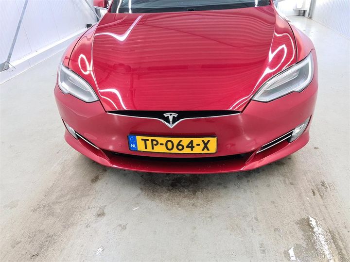 Photo 29 VIN: 5YJSA7E21JF271600 - TESLA S 