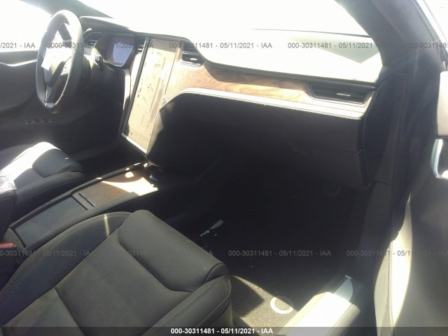 Photo 4 VIN: 5YJSA7E21MF421953 - TESLA MODEL S 