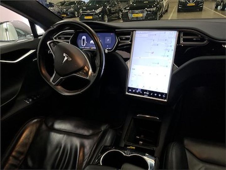 Photo 8 VIN: 5YJSA7E22HF171046 - TESLA S 75 KWH D 334PK 