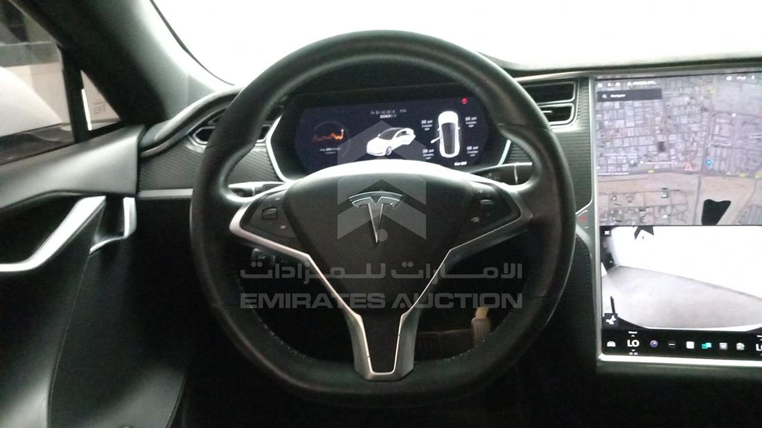 Photo 12 VIN: 5YJSA7E22HF205146 - TESLA MODEL S 