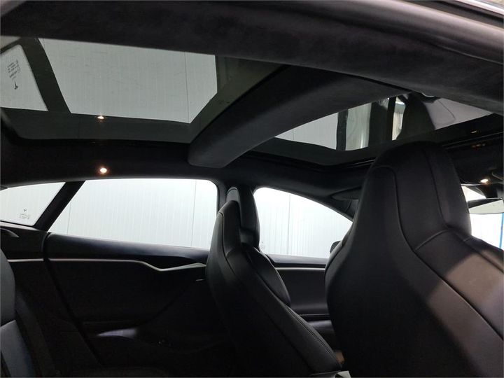 Photo 18 VIN: 5YJSA7E22HF229009 - TESLA S 