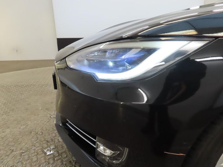 Photo 15 VIN: 5YJSA7E22JF236418 - TESLA MODEL S 