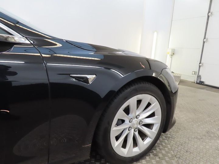 Photo 29 VIN: 5YJSA7E22JF236418 - TESLA MODEL S 