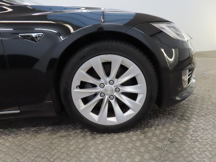 Photo 31 VIN: 5YJSA7E22JF236418 - TESLA MODEL S 