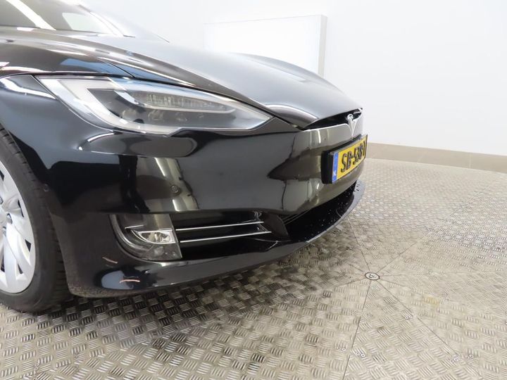 Photo 33 VIN: 5YJSA7E22JF236418 - TESLA MODEL S 